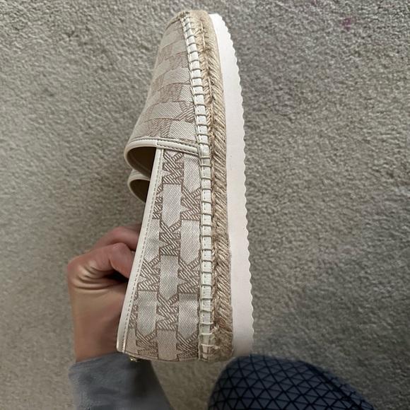 Michael Kors size 8 - Picture 6 of 7